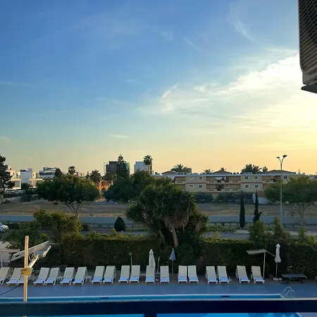 Millennium Apartamento Paphos
